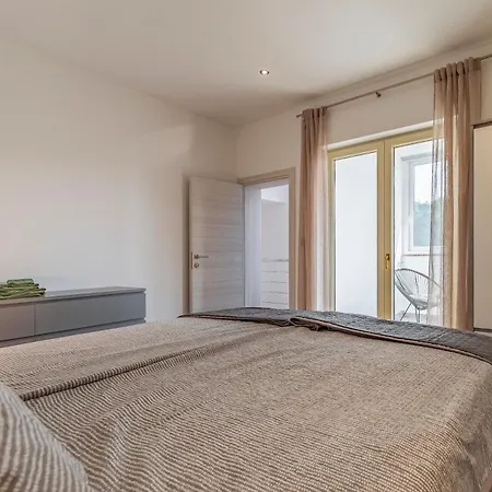 Apartment Valter Medulin